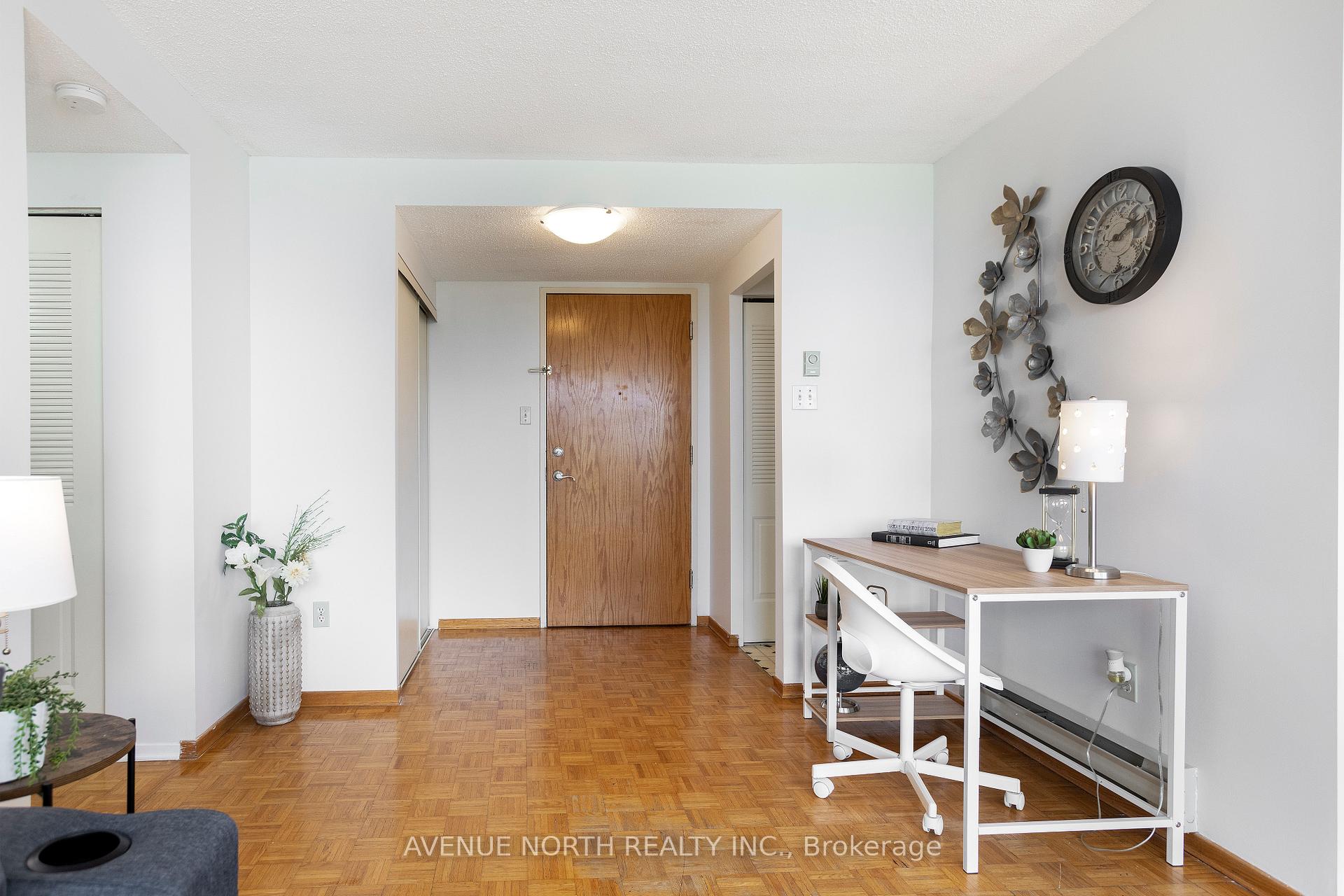 Photo 8 of Unit 408, 2759 Carousel Crescent, Ottawa, Emerald Woods/Sawmill Creek — HOMEH