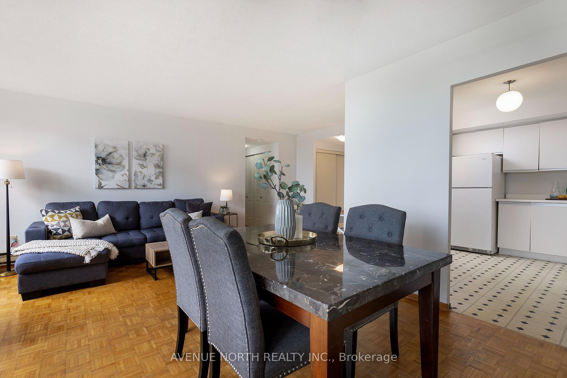 Photo 18 of Unit 408, 2759 Carousel Crescent, Ottawa, Emerald Woods/Sawmill Creek — HOMEH