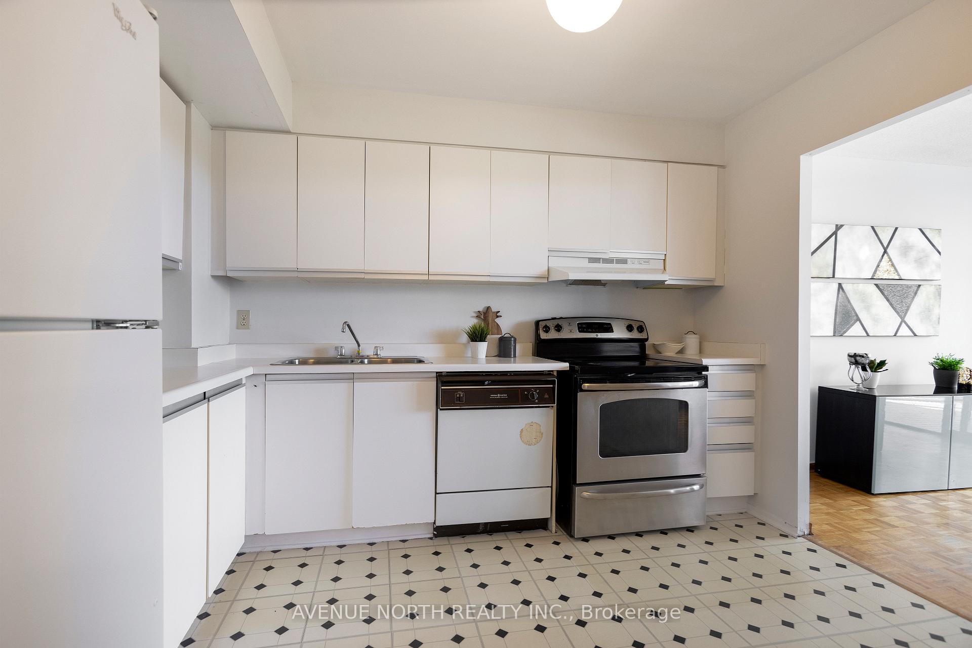 Photo 21 of Unit 408, 2759 Carousel Crescent, Ottawa, Emerald Woods/Sawmill Creek — HOMEH