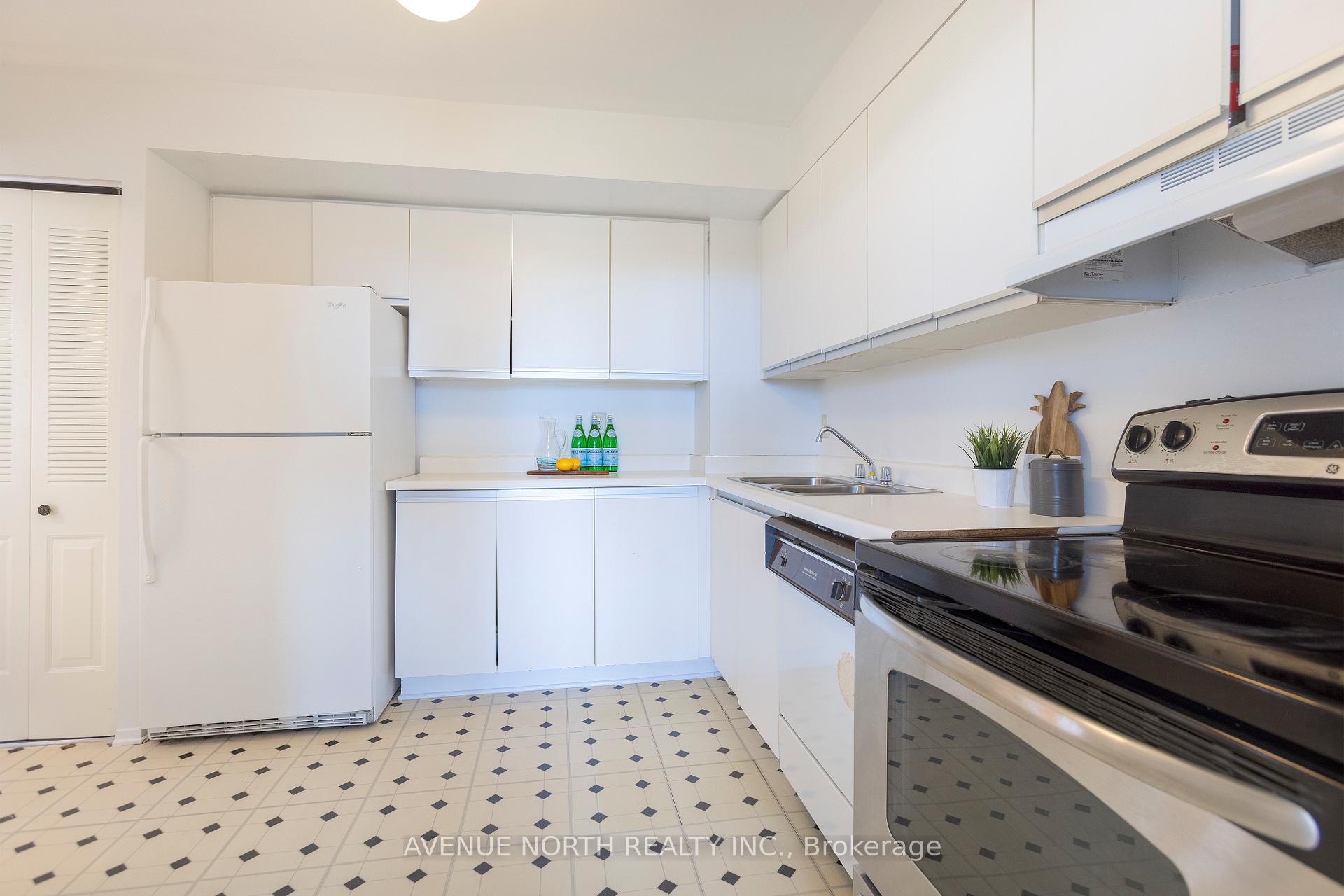Photo 22 of Unit 408, 2759 Carousel Crescent, Ottawa, Emerald Woods/Sawmill Creek — HOMEH