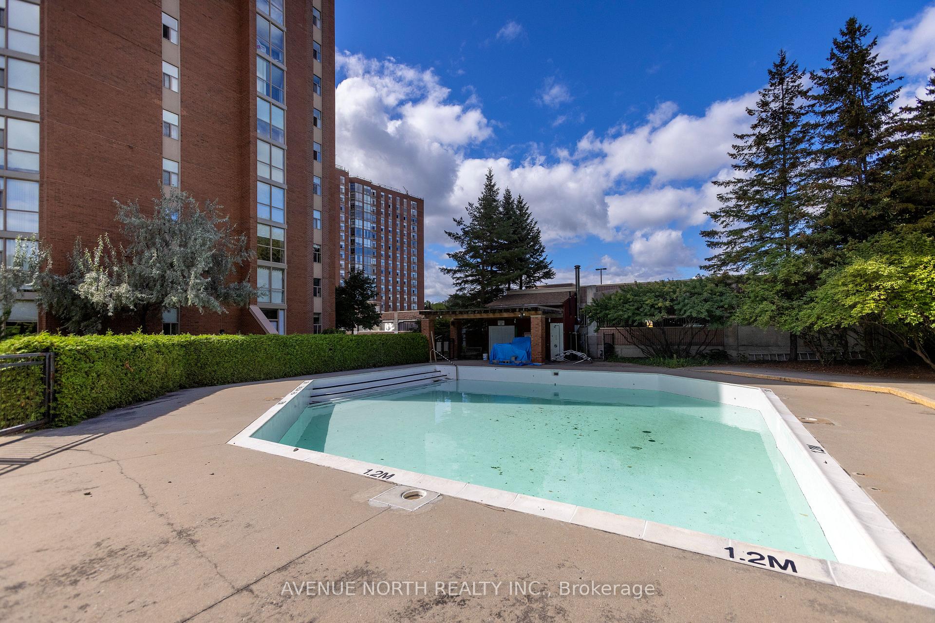 Photo 40 of Unit 408, 2759 Carousel Crescent, Ottawa, Emerald Woods/Sawmill Creek — HOMEH
