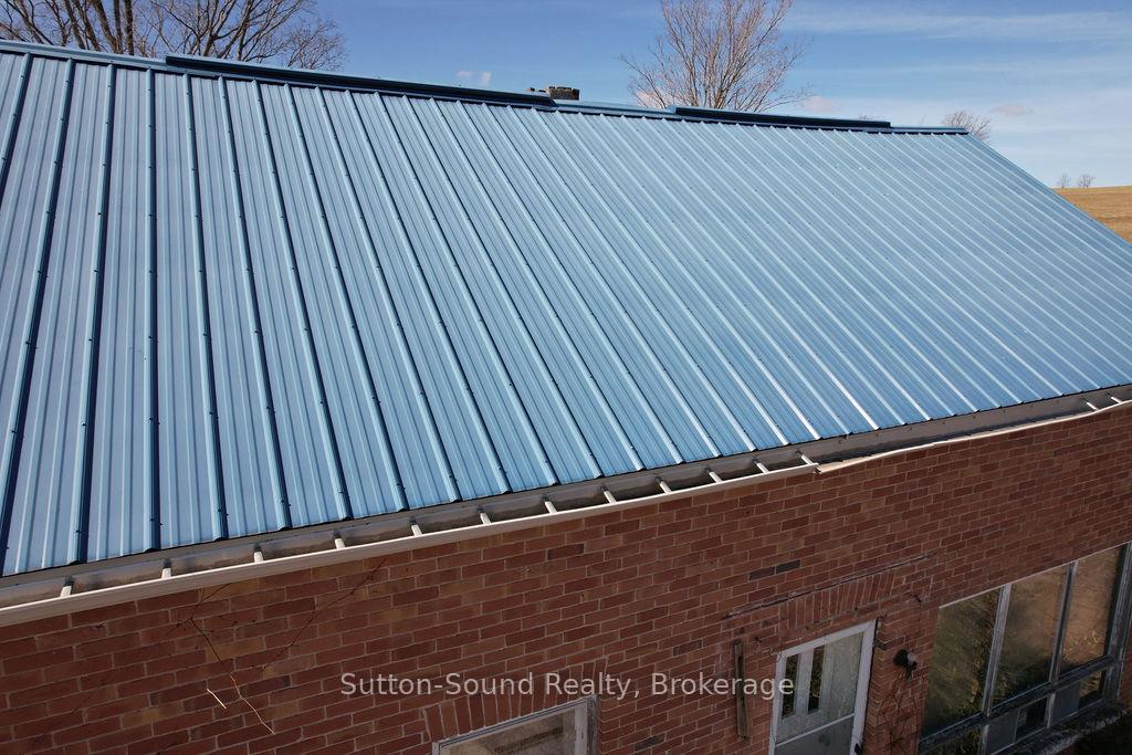 Photo 12 of 797530 East Back Line, Chatsworth — HOMEH