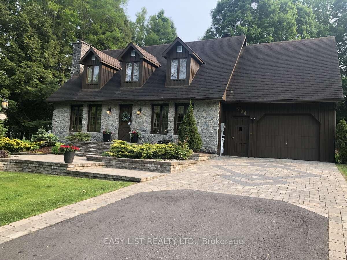 Photo 2 of 704 Pattee Road, Champlain, Champlain Twp — HOMEH