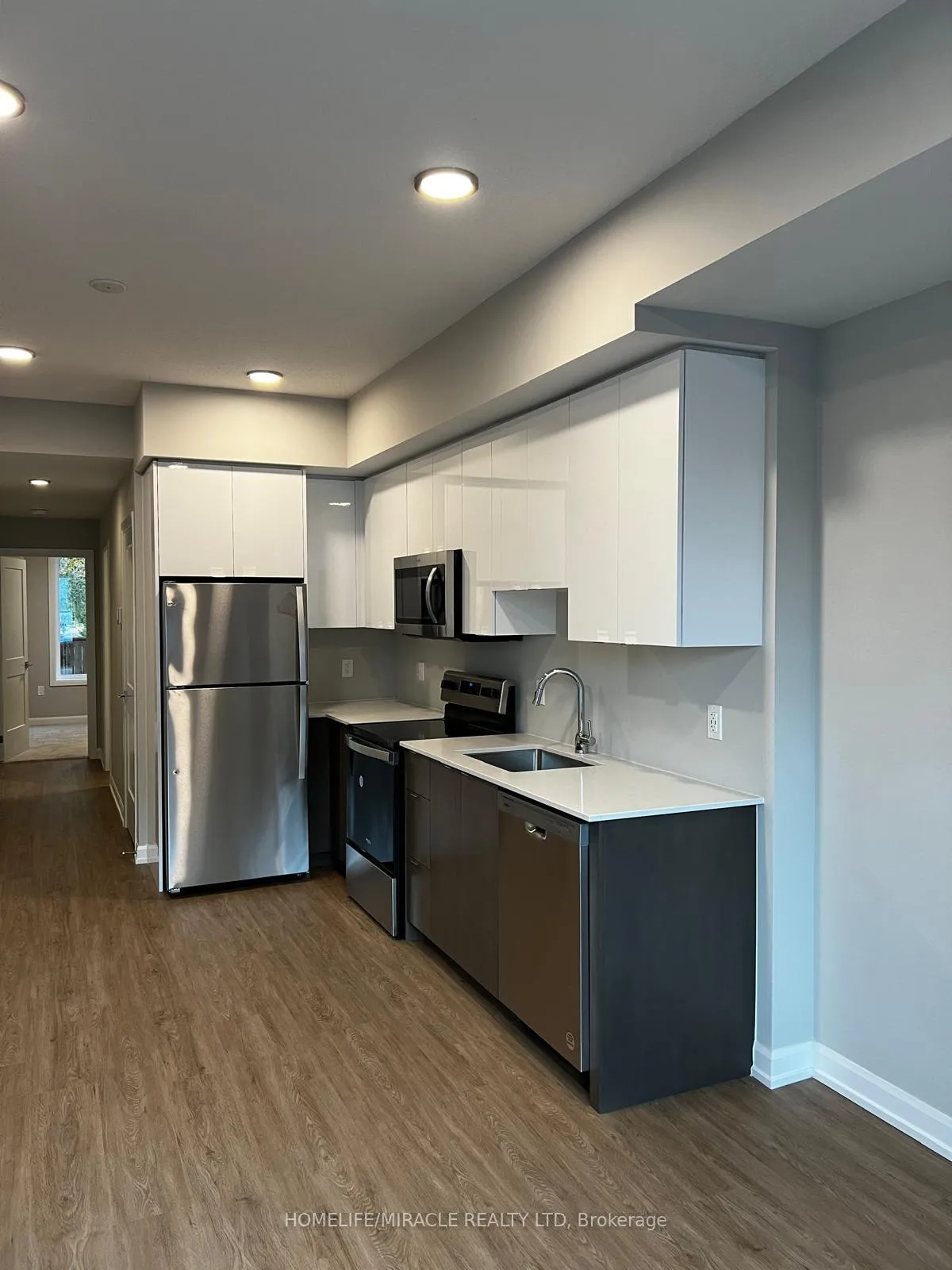 Photo 3 of Unit 418, 708 Woolwich Street, Guelph, Riverside Park — HOMEH