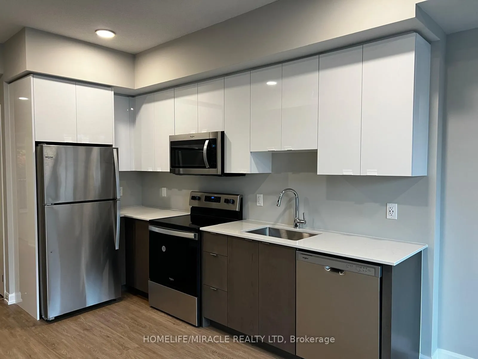 Photo 4 of Unit 418, 708 Woolwich Street, Guelph, Riverside Park — HOMEH