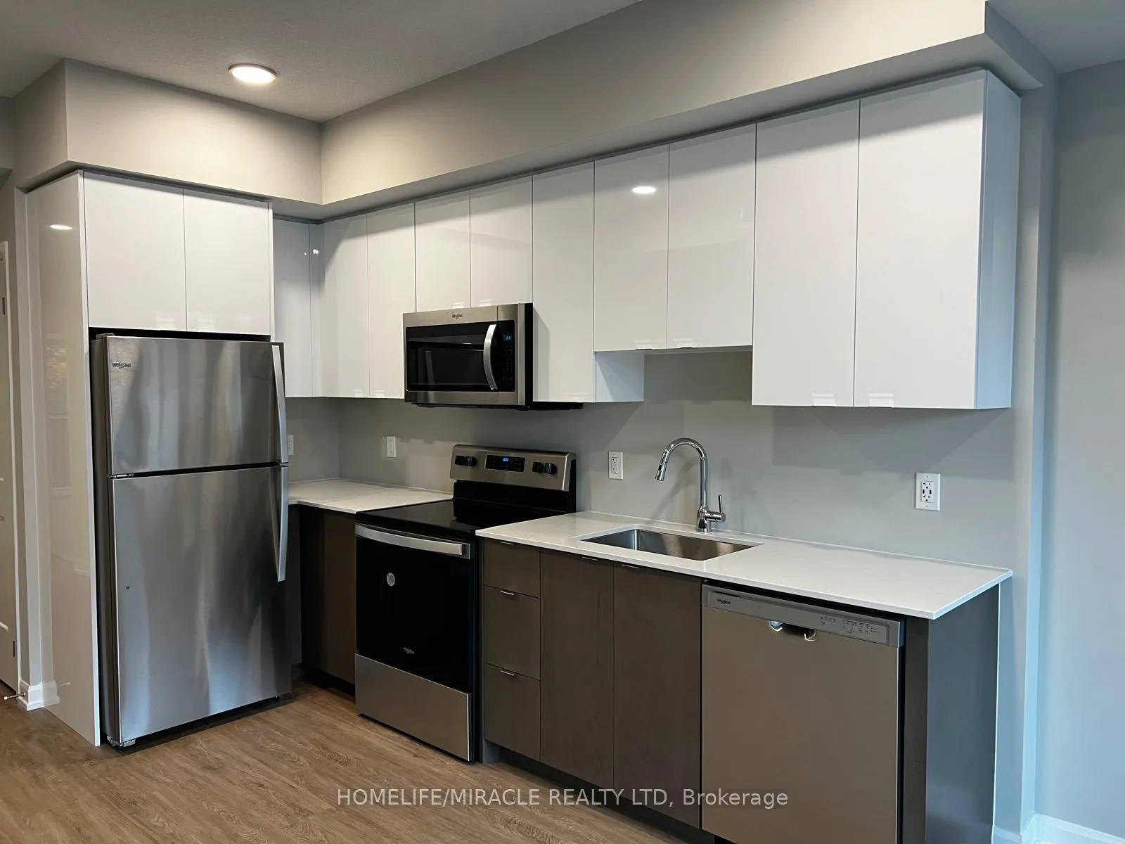 Photo 5 of Unit 418, 708 Woolwich Street, Guelph, Riverside Park — HOMEH