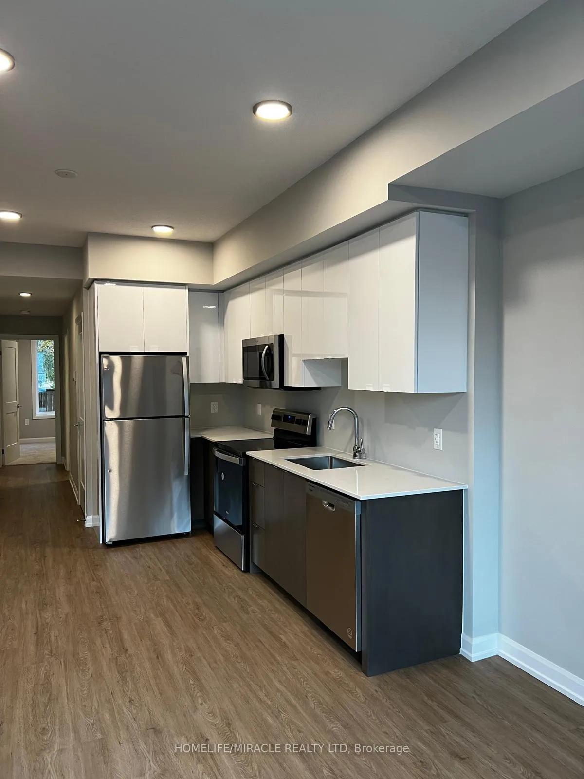 Photo 6 of Unit 418, 708 Woolwich Street, Guelph, Riverside Park — HOMEH