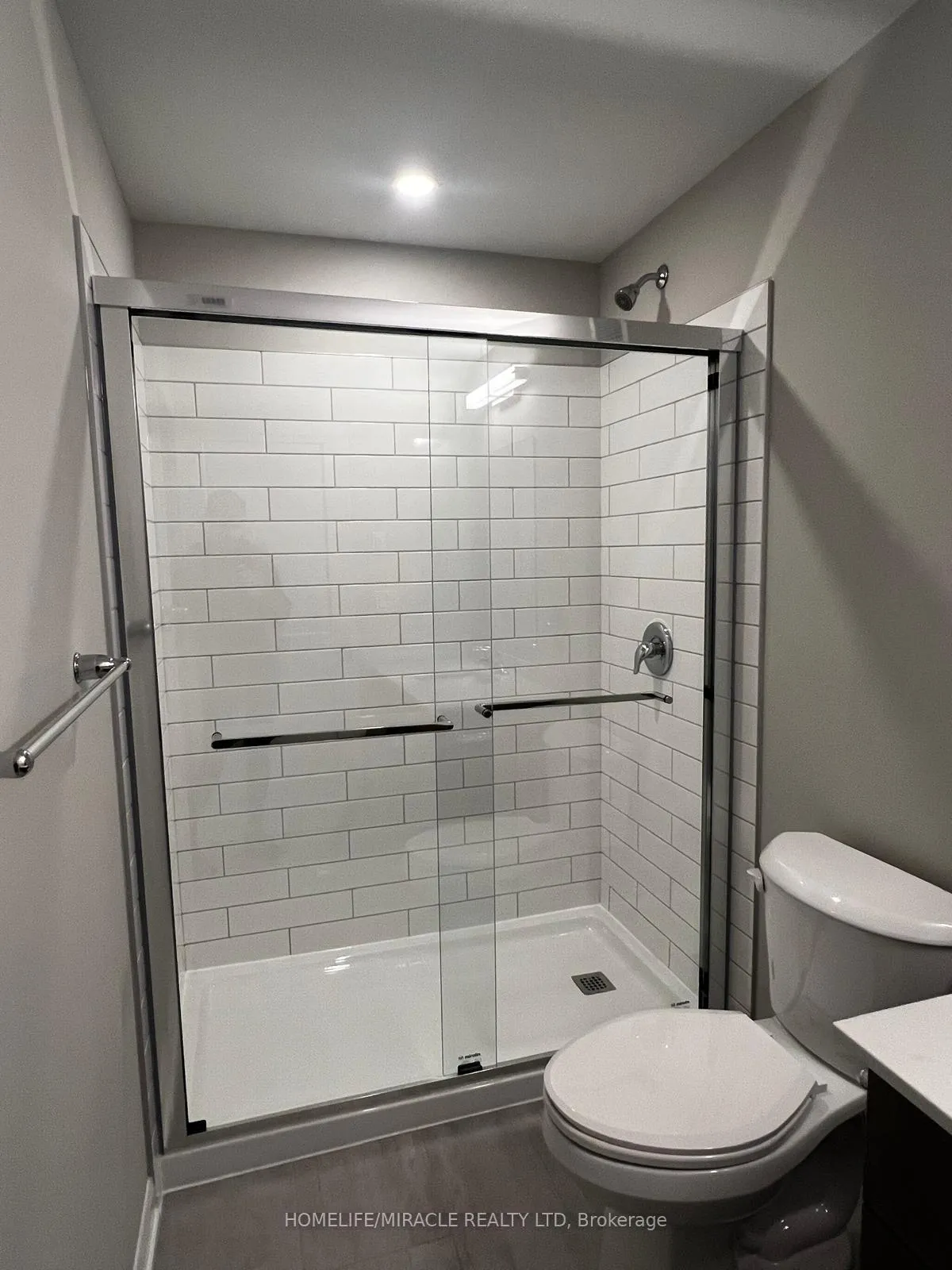 Photo 14 of Unit 418, 708 Woolwich Street, Guelph, Riverside Park — HOMEH
