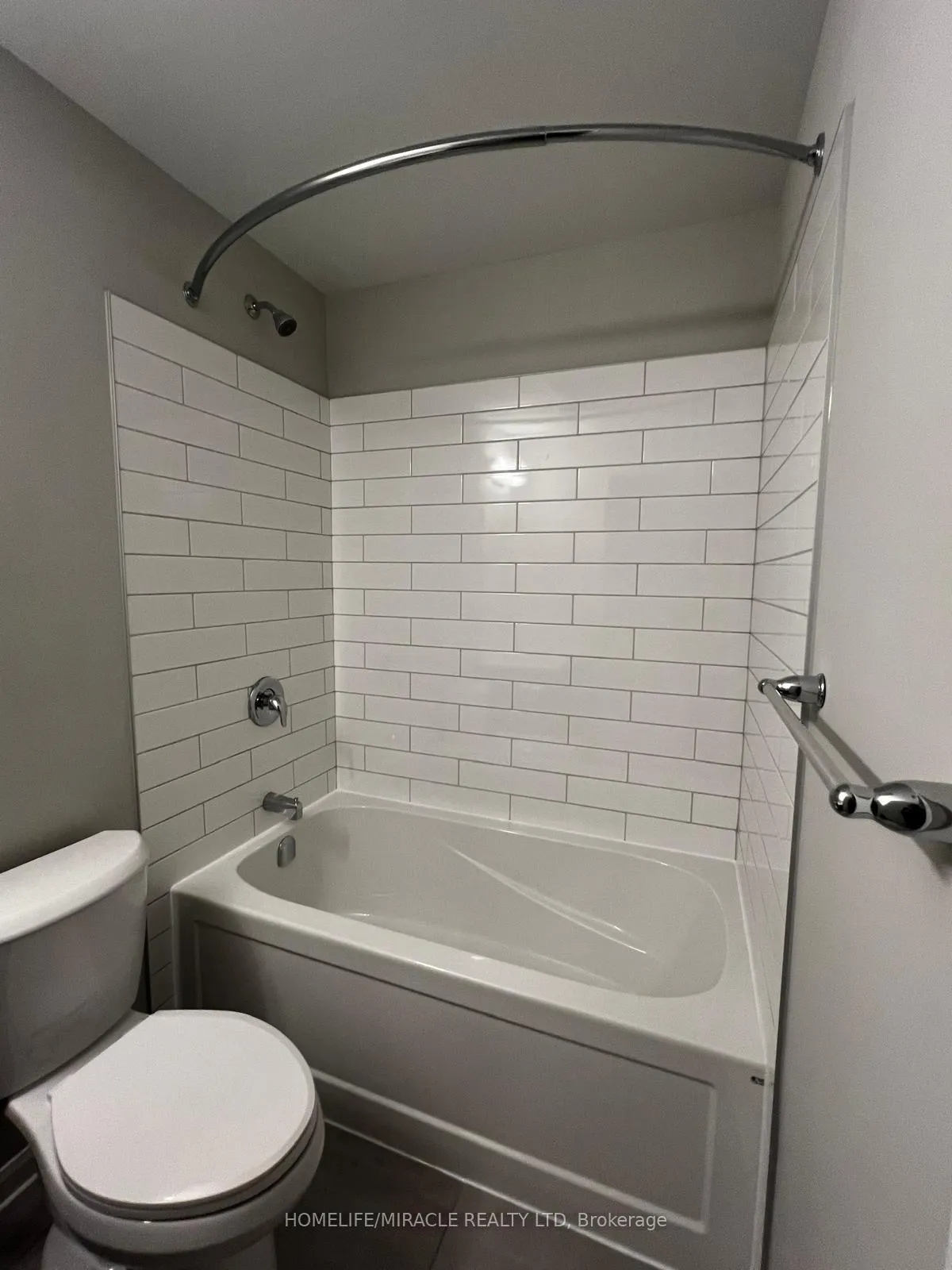 Photo 17 of Unit 418, 708 Woolwich Street, Guelph, Riverside Park — HOMEH