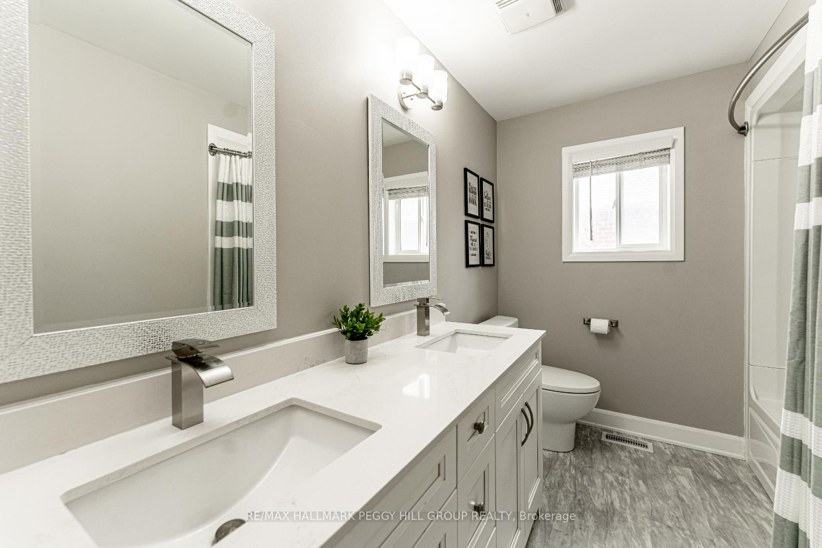 Photo 12 of 44 Tudor Crescent, Barrie, Innis-Shore — HOMEH