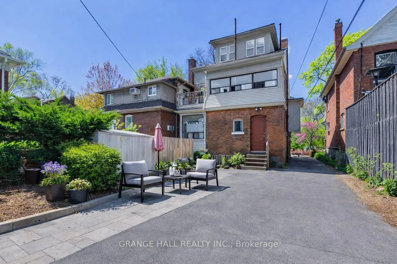Photo 5 of 189 Parkside Drive, Toronto, High Park-Swansea — HOMEH