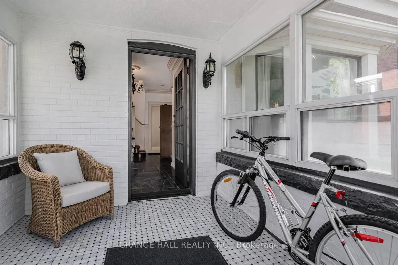 Photo 7 of 189 Parkside Drive, Toronto, High Park-Swansea — HOMEH