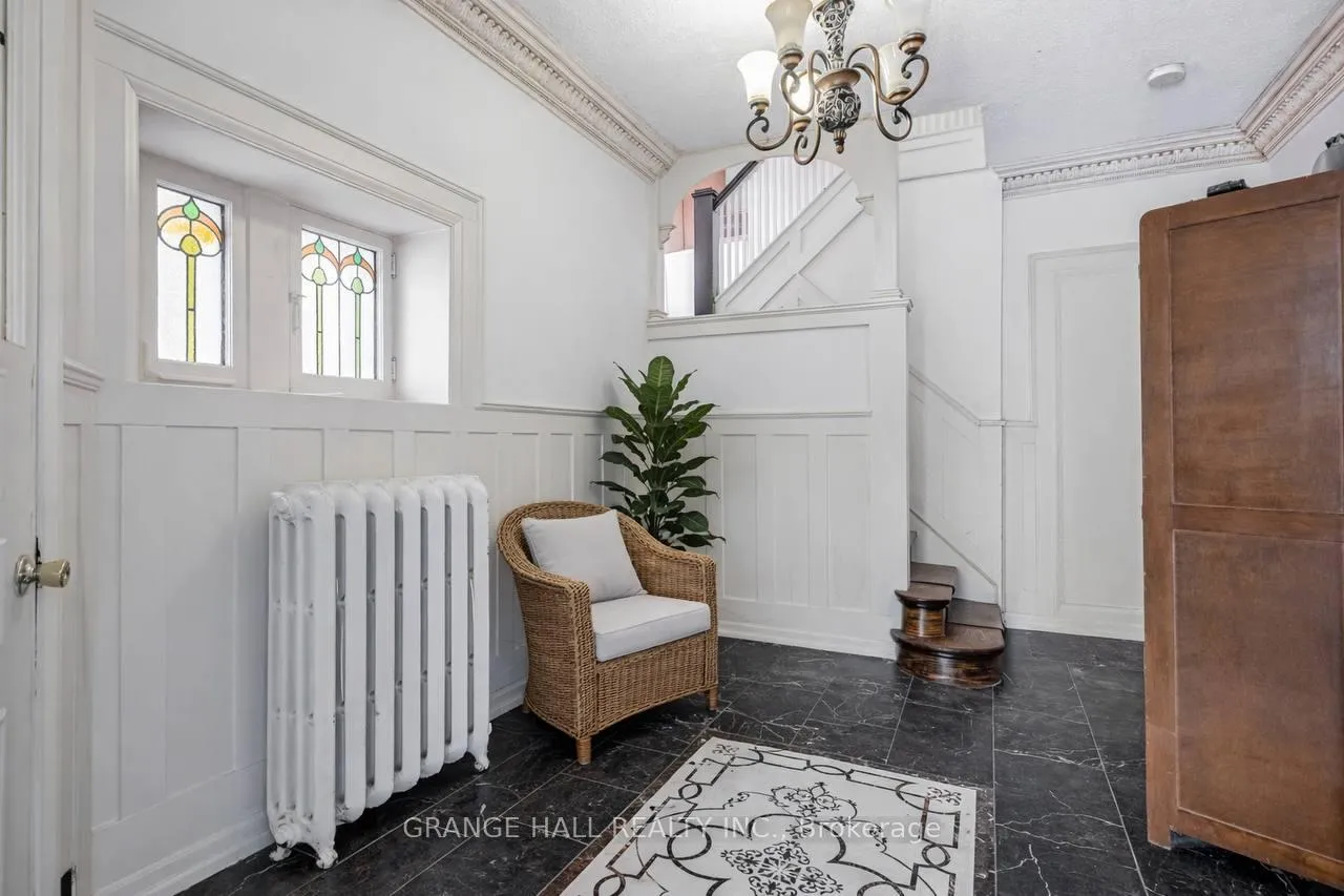Photo 8 of 189 Parkside Drive, Toronto, High Park-Swansea — HOMEH