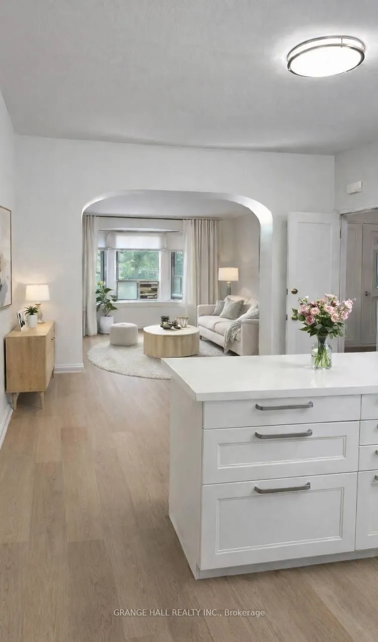 Photo 12 of 189 Parkside Drive, Toronto, High Park-Swansea — HOMEH