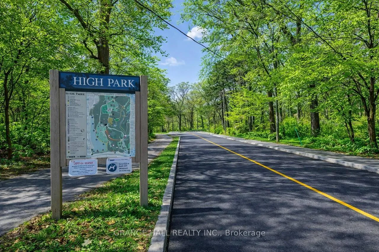 Photo 28 of 189 Parkside Drive, Toronto, High Park-Swansea — HOMEH