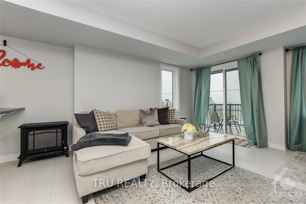 Photo 1 of 422 Lapland, Ottawa, Kanata - Emerald Meadows/Trailwest — HOMEH