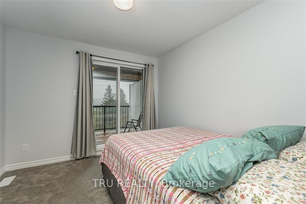 Photo 4 of 422 Lapland, Ottawa, Kanata - Emerald Meadows/Trailwest — HOMEH