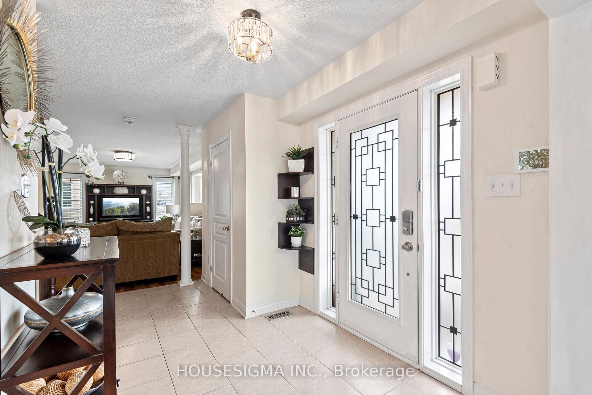 Photo 8 of 39 Luce Drive, Ajax, Northeast Ajax — HOMEH