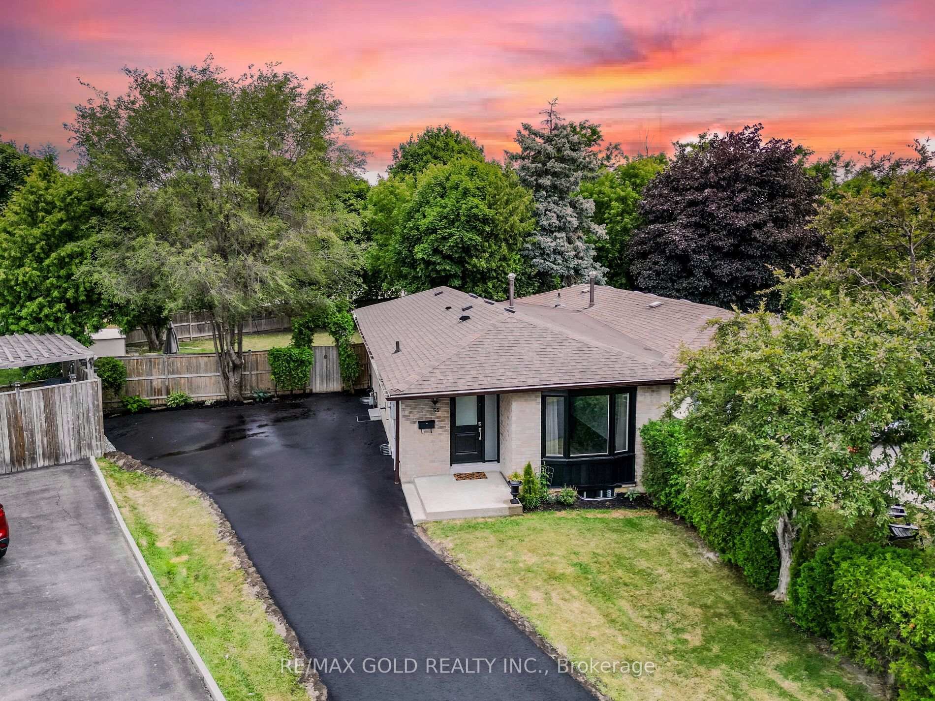 Front of 55 Greenwood Crescent