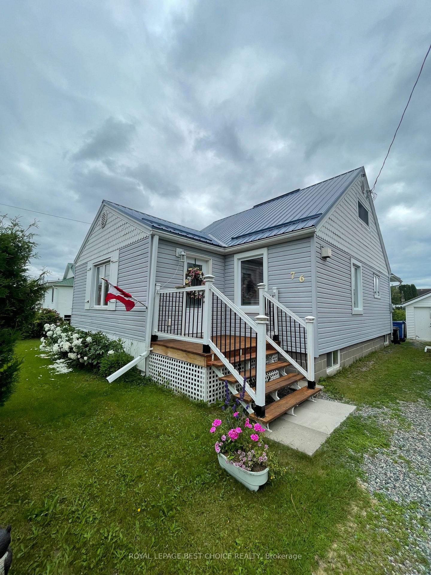 Photo 26 of 76 Sixth Avenue, Englehart — HOMEH