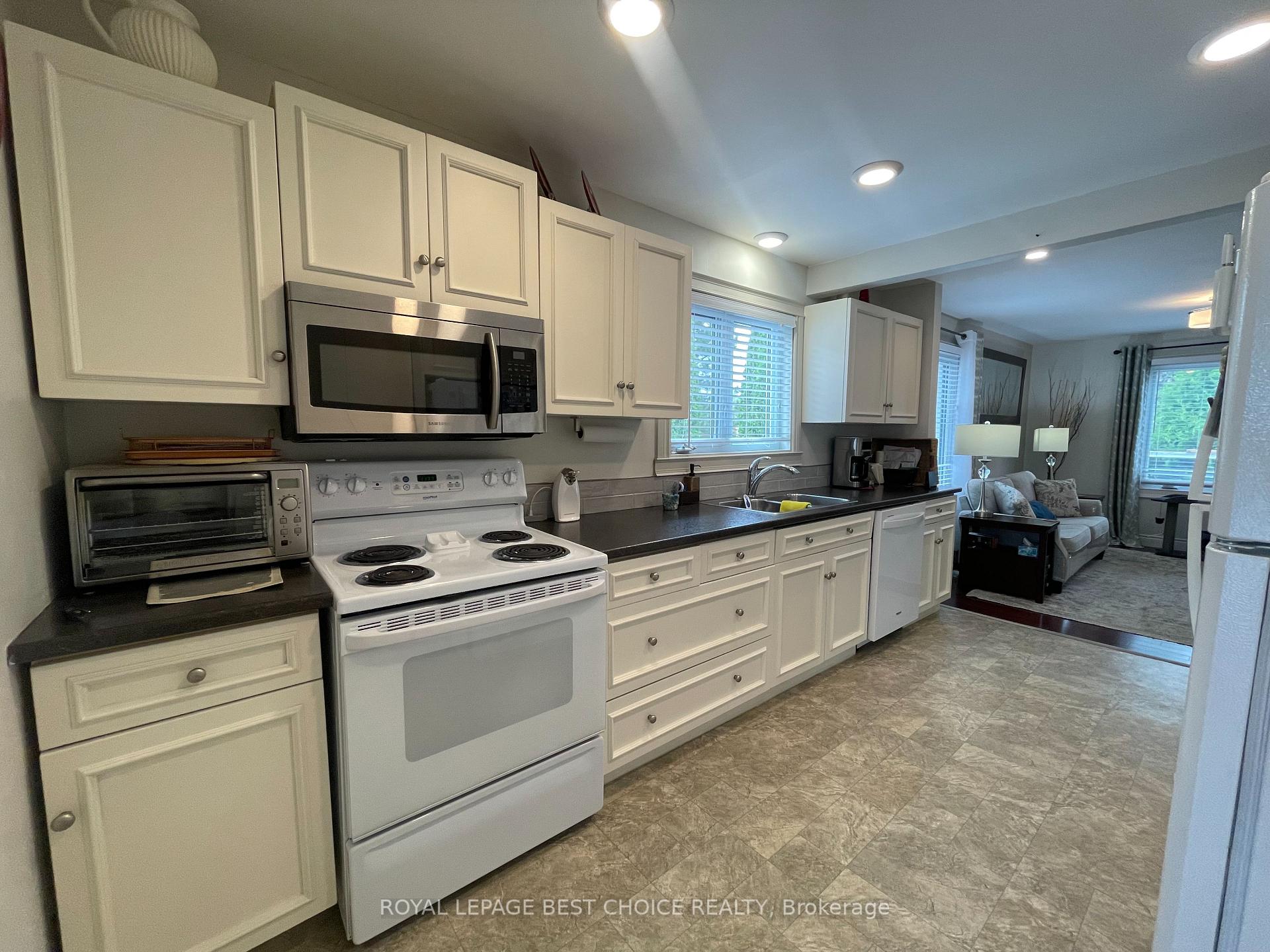 Photo 44 of 76 Sixth Avenue, Englehart — HOMEH