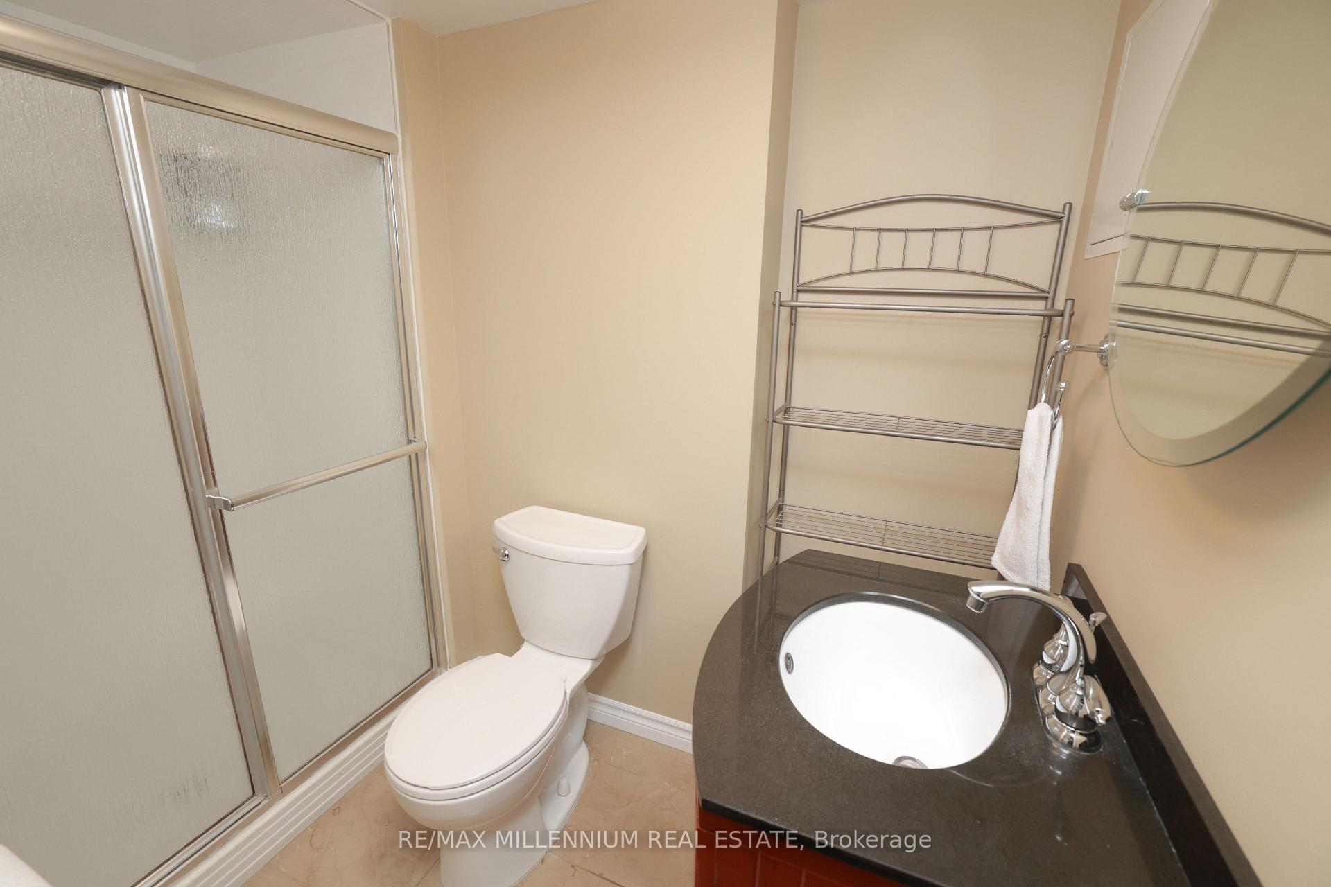 Photo 36 of 10 Manderley Place, Brampton, Central Park — HOMEH