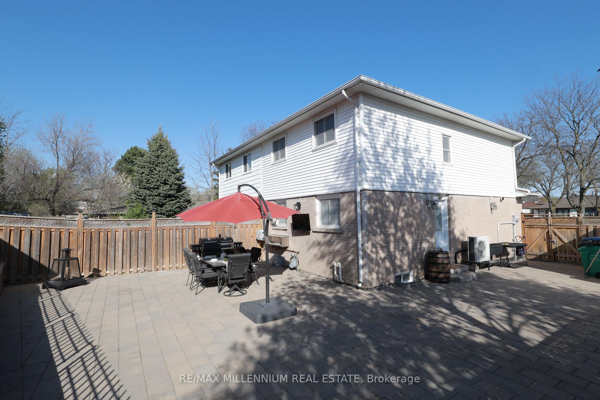 Photo 26 of 10 Manderley Place, Brampton, Central Park — HOMEH