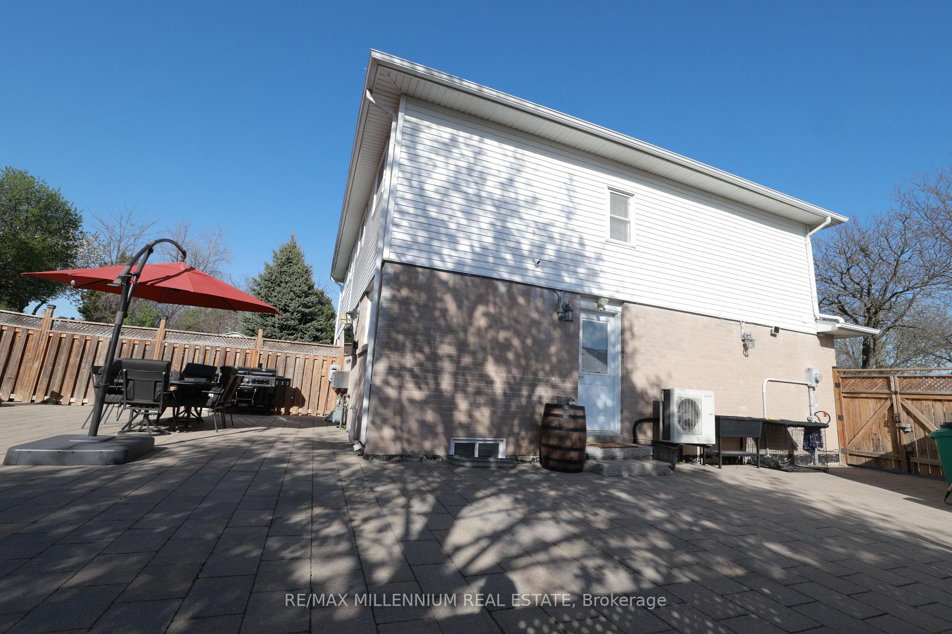 Photo 24 of 10 Manderley Place, Brampton, Central Park — HOMEH