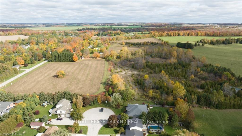 Photo 7 of 81249 Fern Drive, Goderich, Goderich (Town) — HOMEH