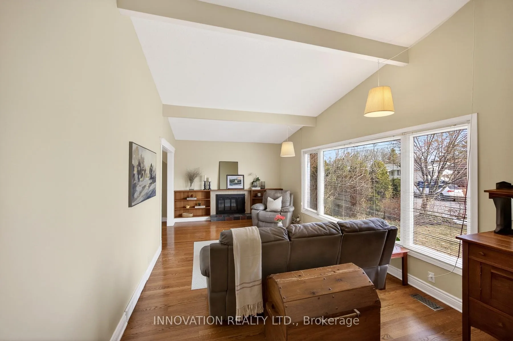 Photo 7 of 24 Harlowe Crescent, Ottawa, Crystal Beach — HOMEH