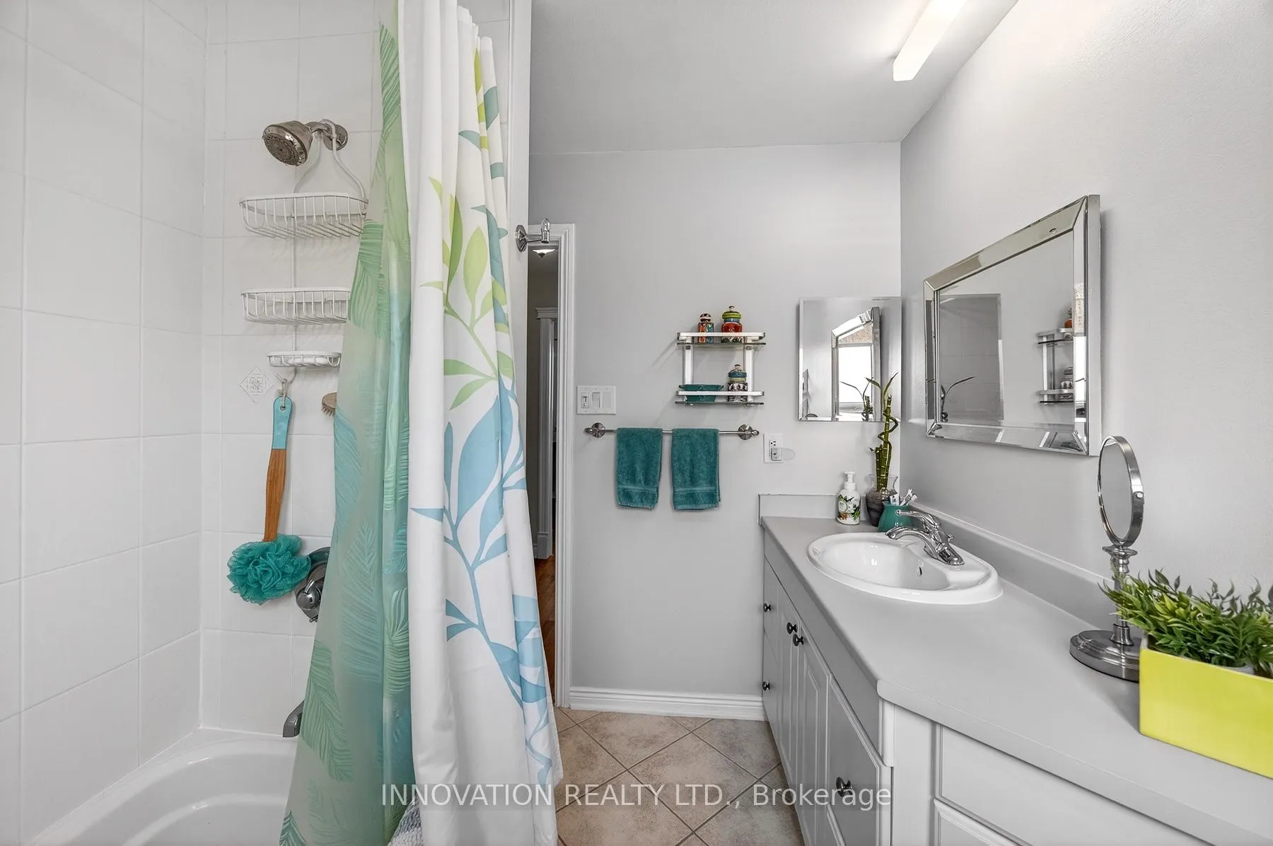 Photo 22 of 24 Harlowe Crescent, Ottawa, Crystal Beach — HOMEH
