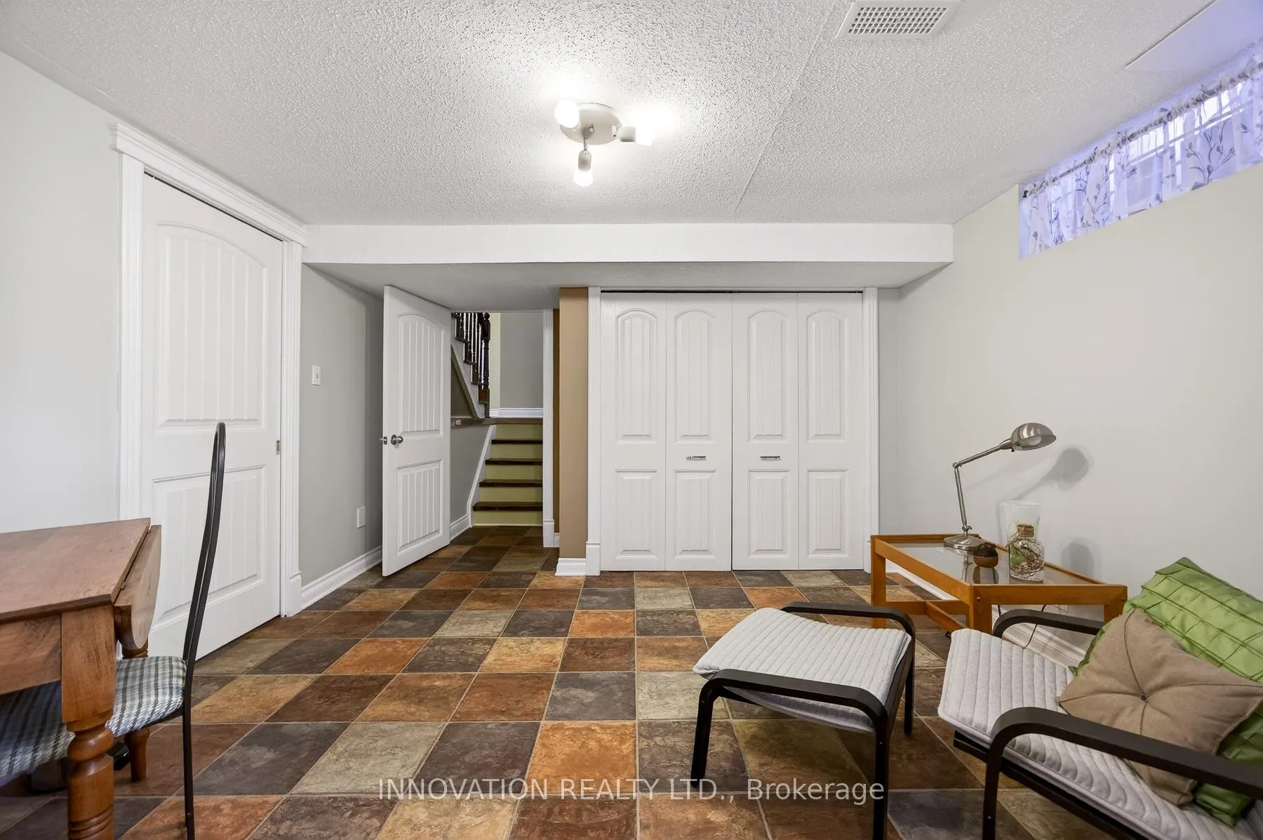 Photo 25 of 24 Harlowe Crescent, Ottawa, Crystal Beach — HOMEH