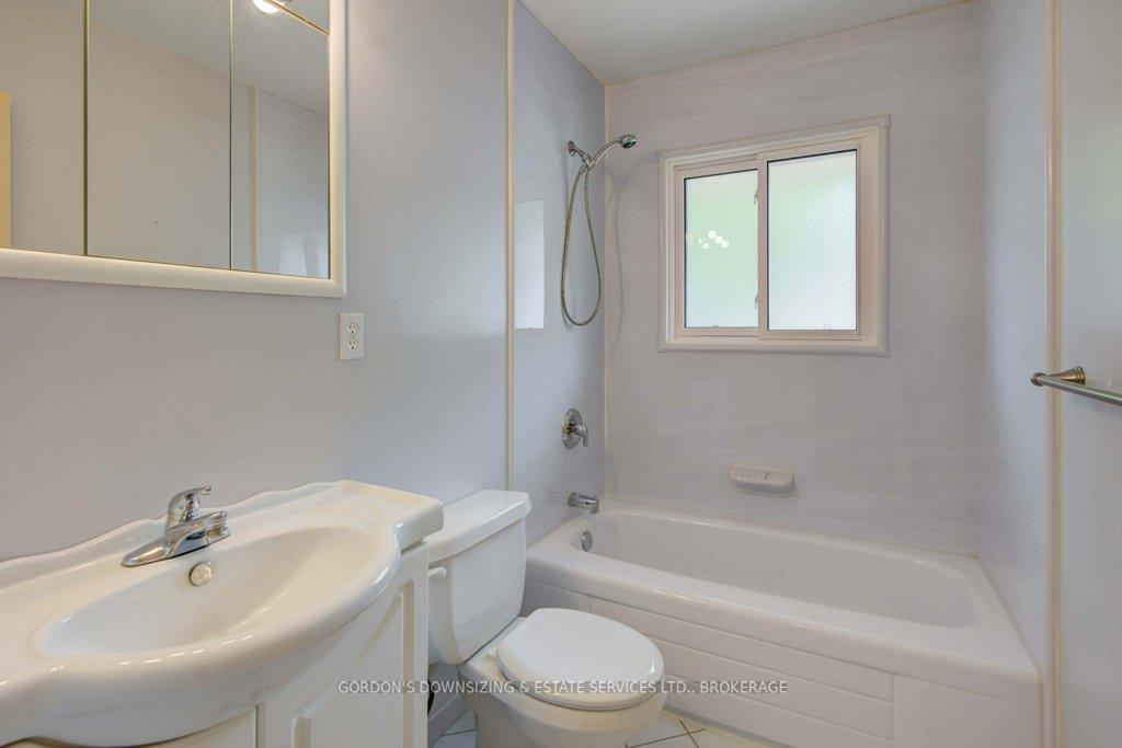 Photo 15 of 175 Elm Street, Gananoque — HOMEH
