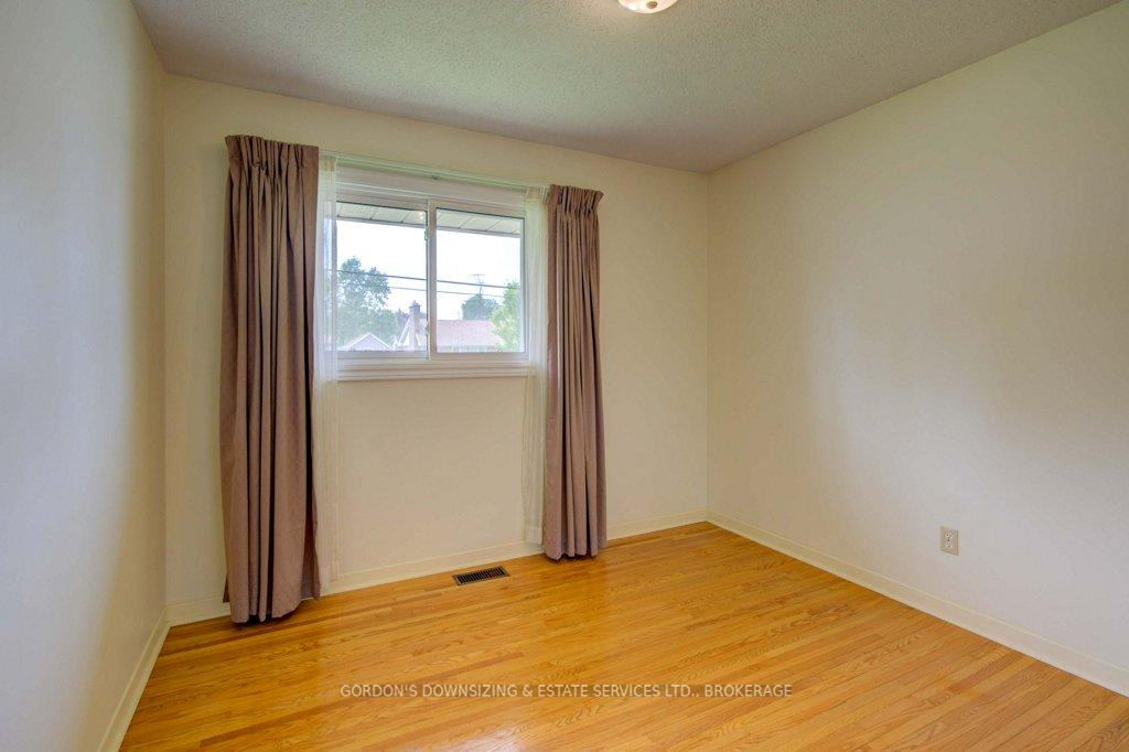 Photo 23 of 175 Elm Street, Gananoque — HOMEH
