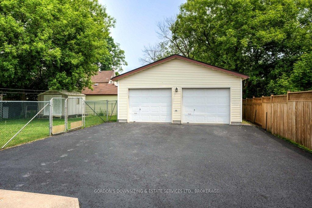 Photo 39 of 175 Elm Street, Gananoque — HOMEH
