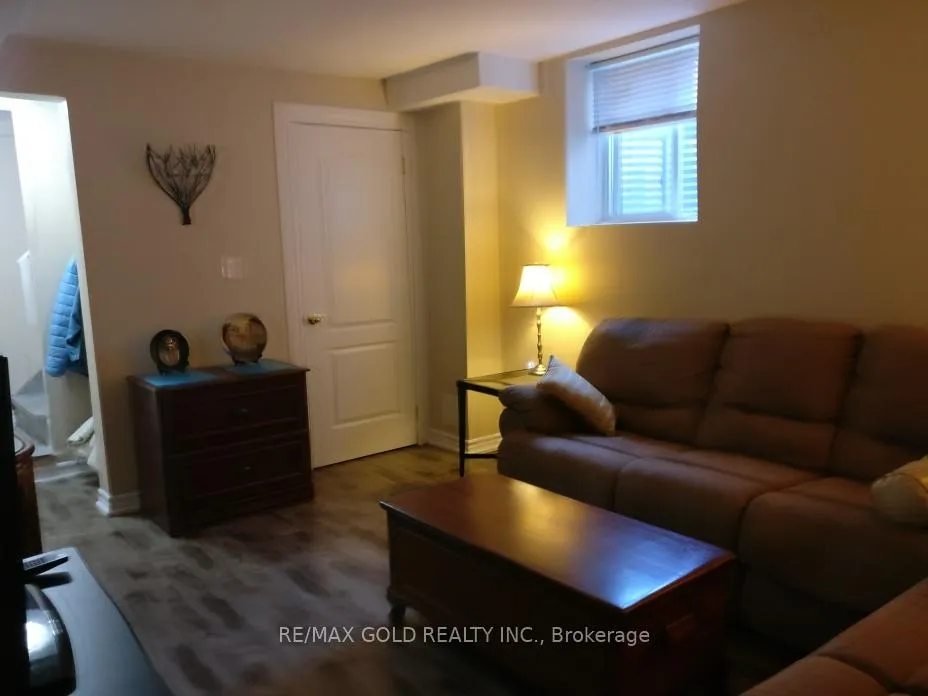 Photo 7 of Unit Lower Level, 27 Thrushwood (Lower) Drive, Barrie, 400 West — HOMEH