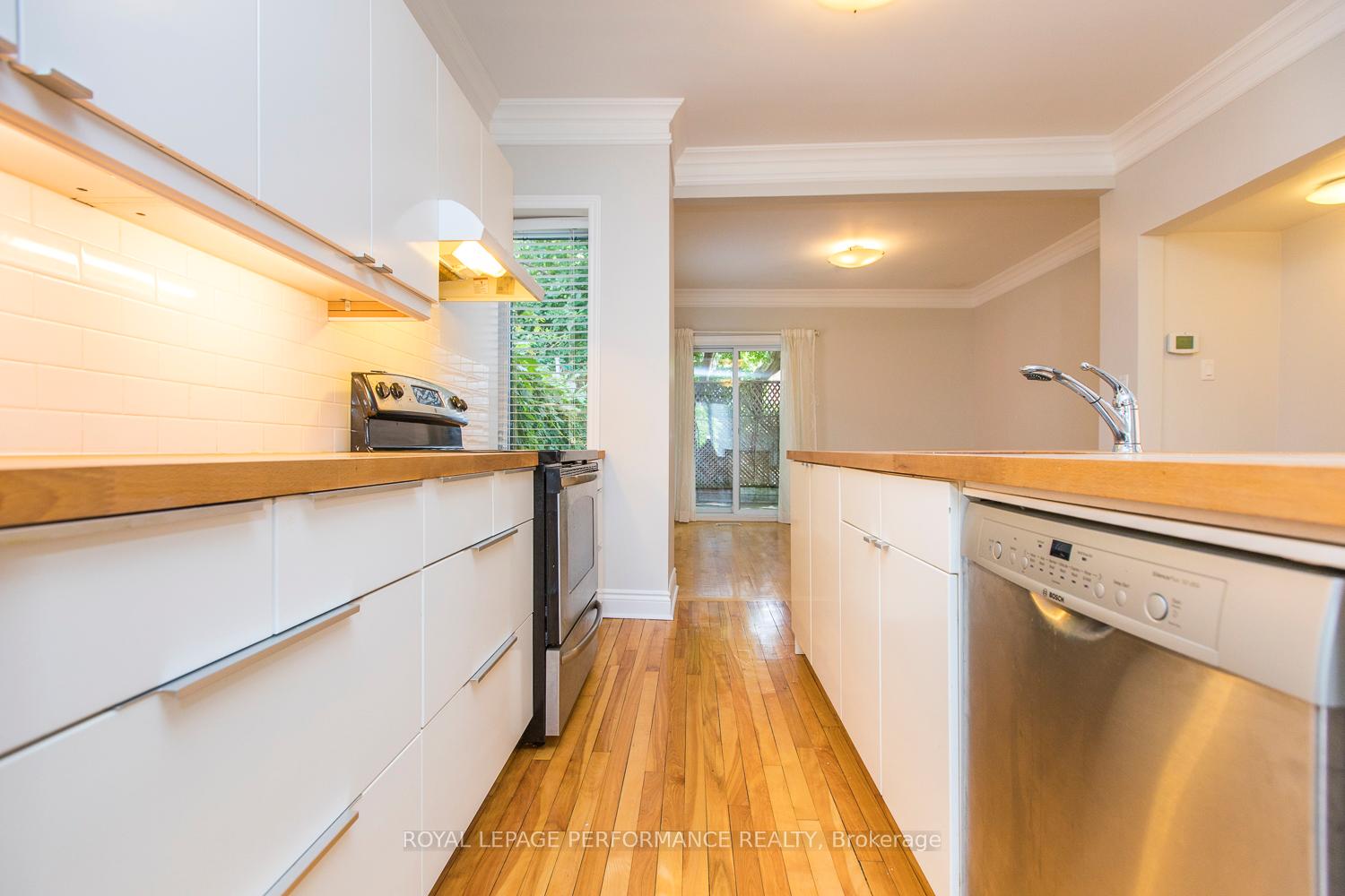 Photo 9 of 32 Pretoria Avenue, Ottawa, Glebe — HOMEH