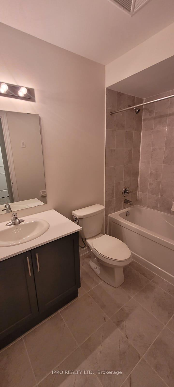 Photo 18 of Unit 11, 470 Beresford Path, Oshawa, Central — HOMEH