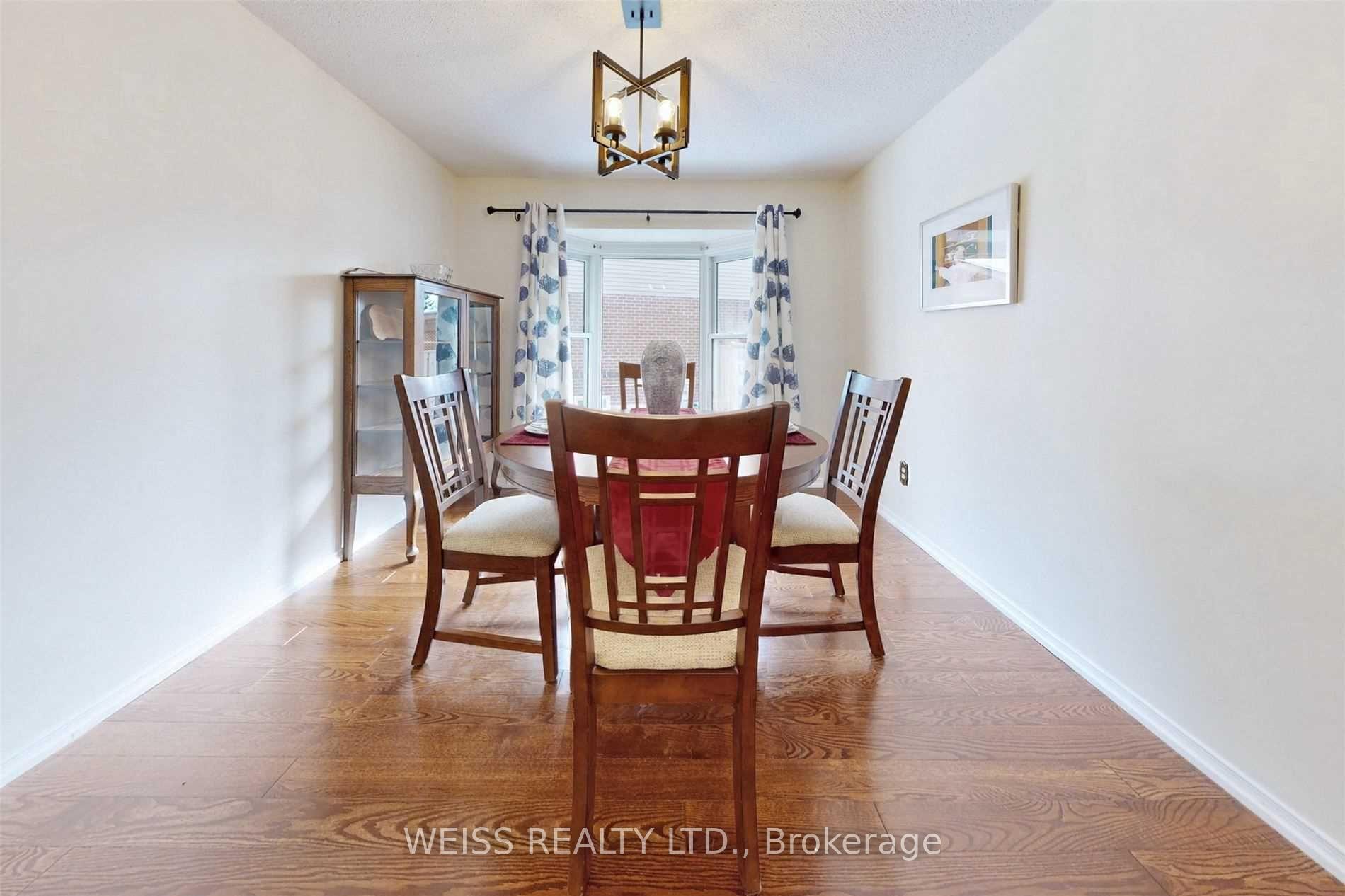 Photo 3 of 43 Walker Crescent, Ajax, South West — HOMEH