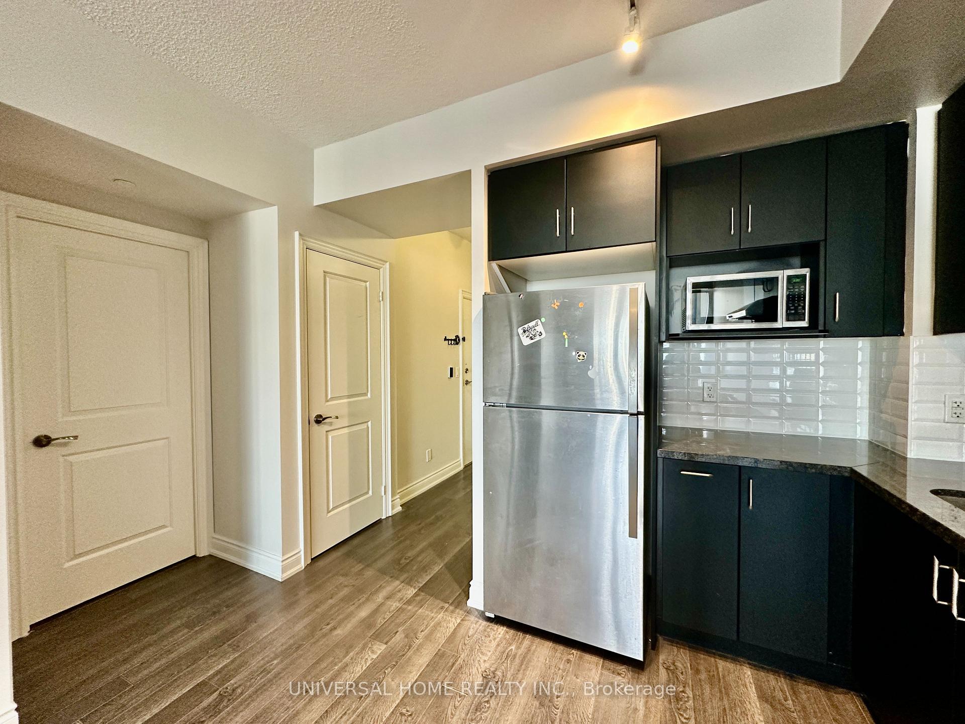 Photo 2 of Unit 1607, 38 Cedarland Drive, Markham, Unionville — HOMEH