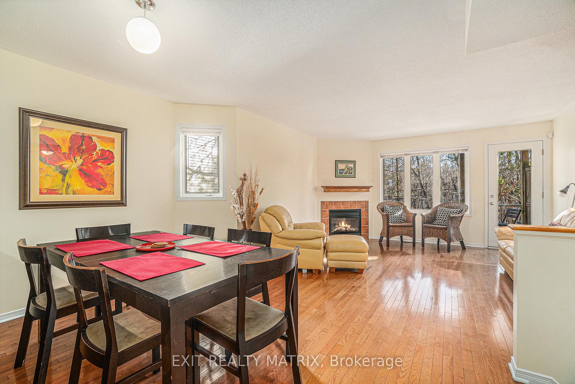 Photo 6 of 71 Strathaven Private, Ottawa, Cyrville — HOMEH