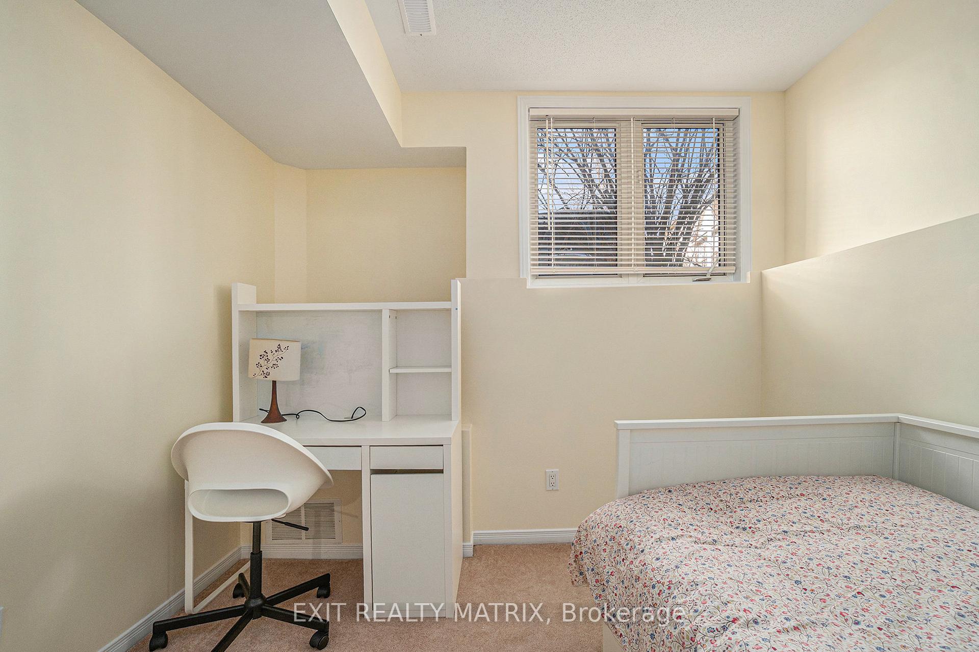 Photo 16 of 71 Strathaven Private, Ottawa, Cyrville — HOMEH