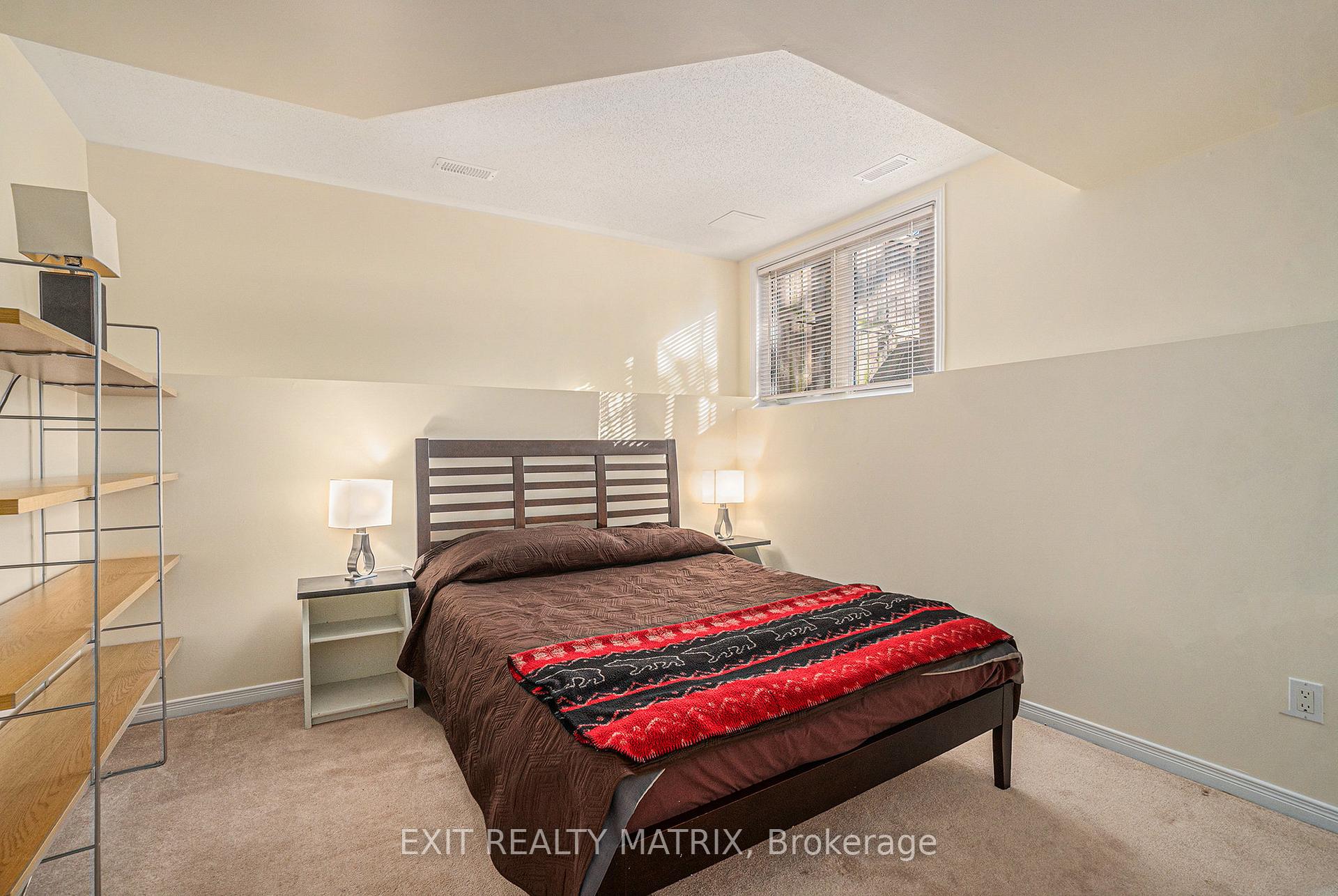 Photo 21 of 71 Strathaven Private, Ottawa, Cyrville — HOMEH