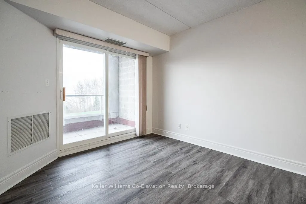 Photo 13 of Unit 208, 280 Aberdeen Boulevard, Midland — HOMEH