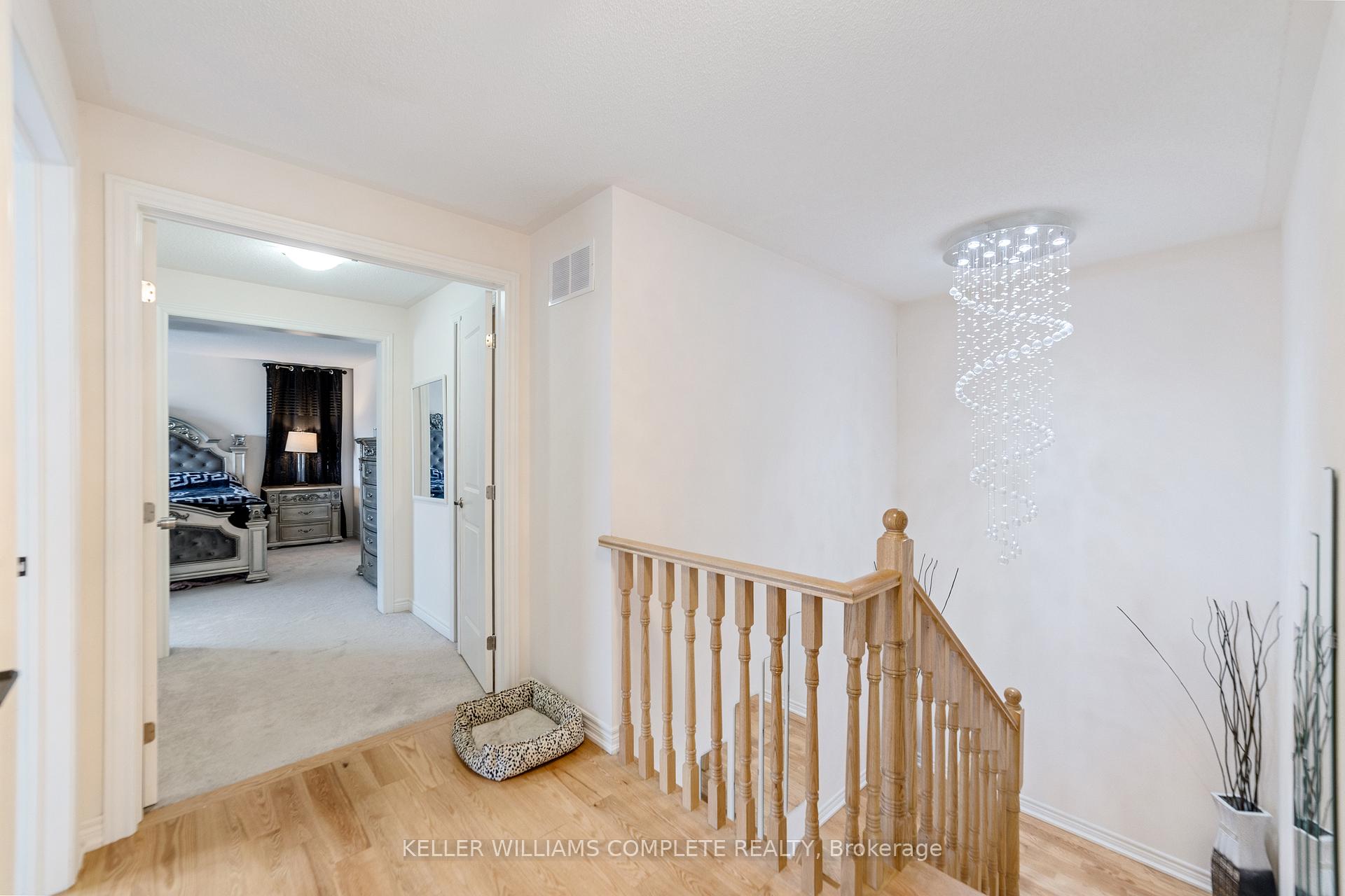 Photo 15 of 110 Robertson Road, Hamilton, Meadowlands — HOMEH