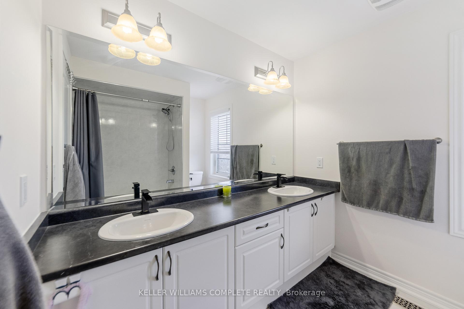 Photo 24 of 110 Robertson Road, Hamilton, Meadowlands — HOMEH
