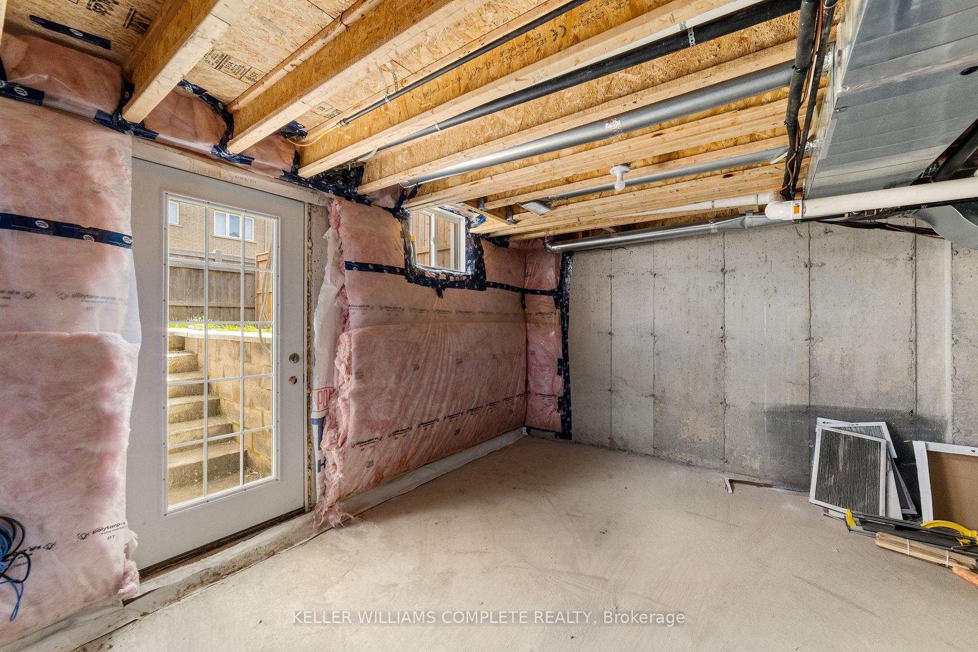 Photo 31 of 110 Robertson Road, Hamilton, Meadowlands — HOMEH