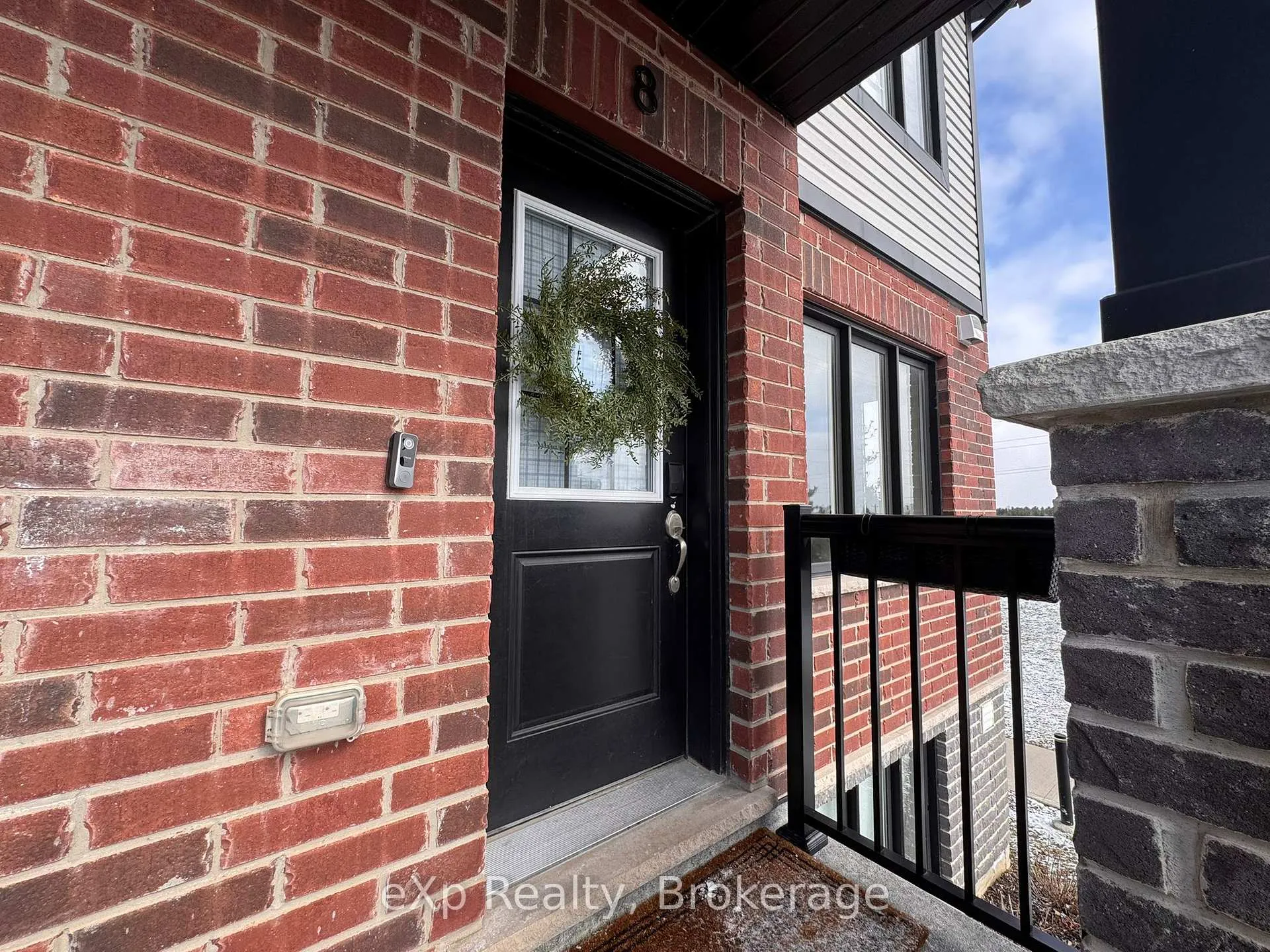 Photo 2 of Unit D8, 160 Rochefort Street, Kitchener — HOMEH