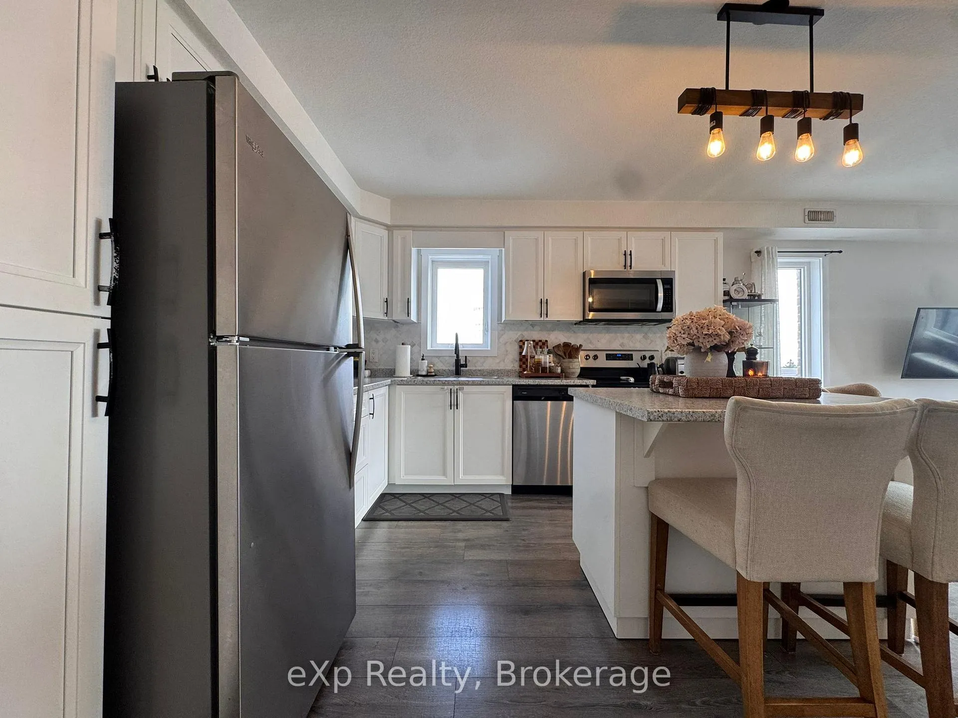 Photo 3 of Unit D8, 160 Rochefort Street, Kitchener — HOMEH