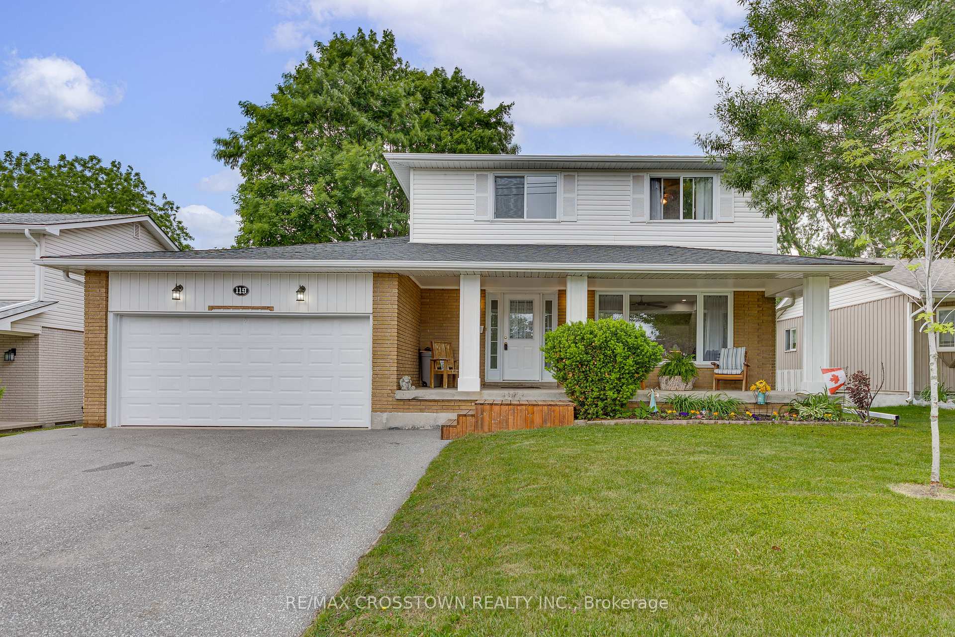 Photo 2 of 119 Bayview Drive, Barrie, Allandale Heights — HOMEH